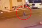 Extraterrestre caminando por la calle en Turquía